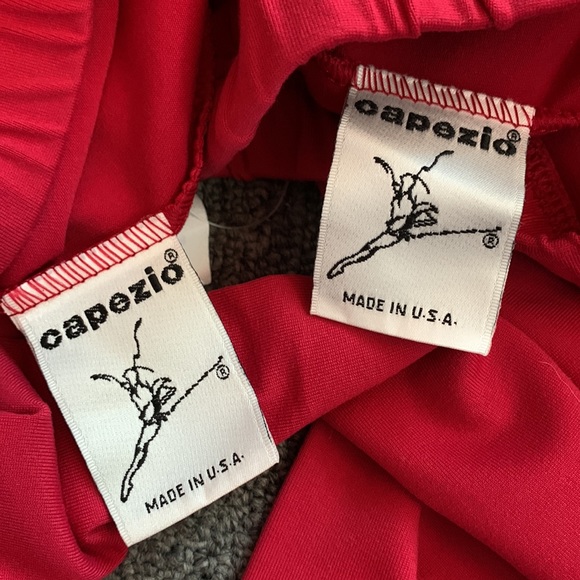 Capezio Dance/Activewear Leggings—Rich Red Cotton Lycra XS/S New - Picture 7 of 8